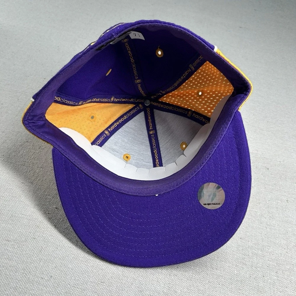 Vintage Reebok Lakers Hat Fitted 7 1/4 NBA Basketall Y2k Hardwood Classics